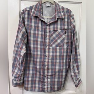 Columbia size M Insect Blocker, lightweight button down shirt.